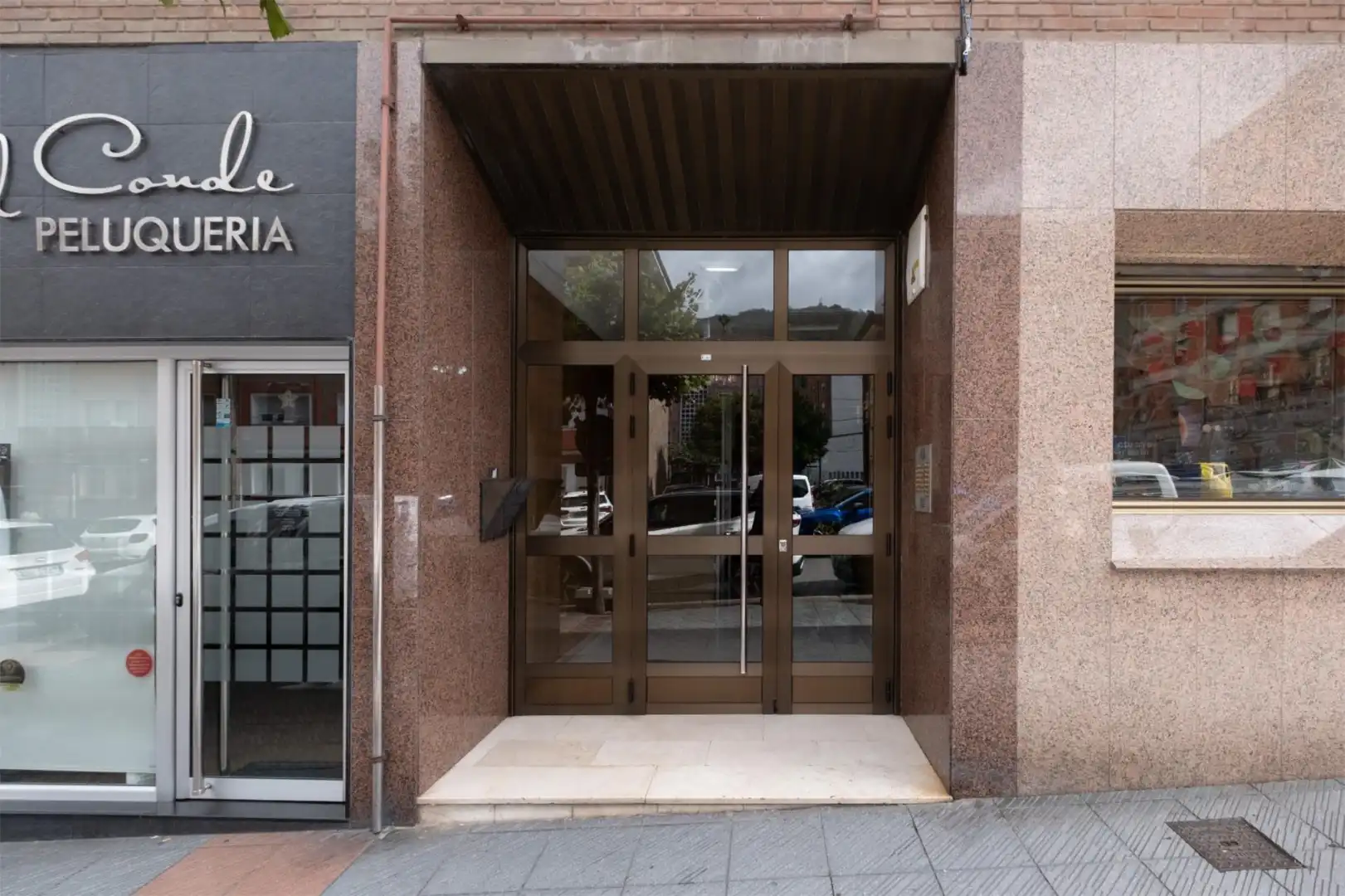 Flat for sale in Calle de Vicente Regueral, 26, Lena Flat for sale in Lena
