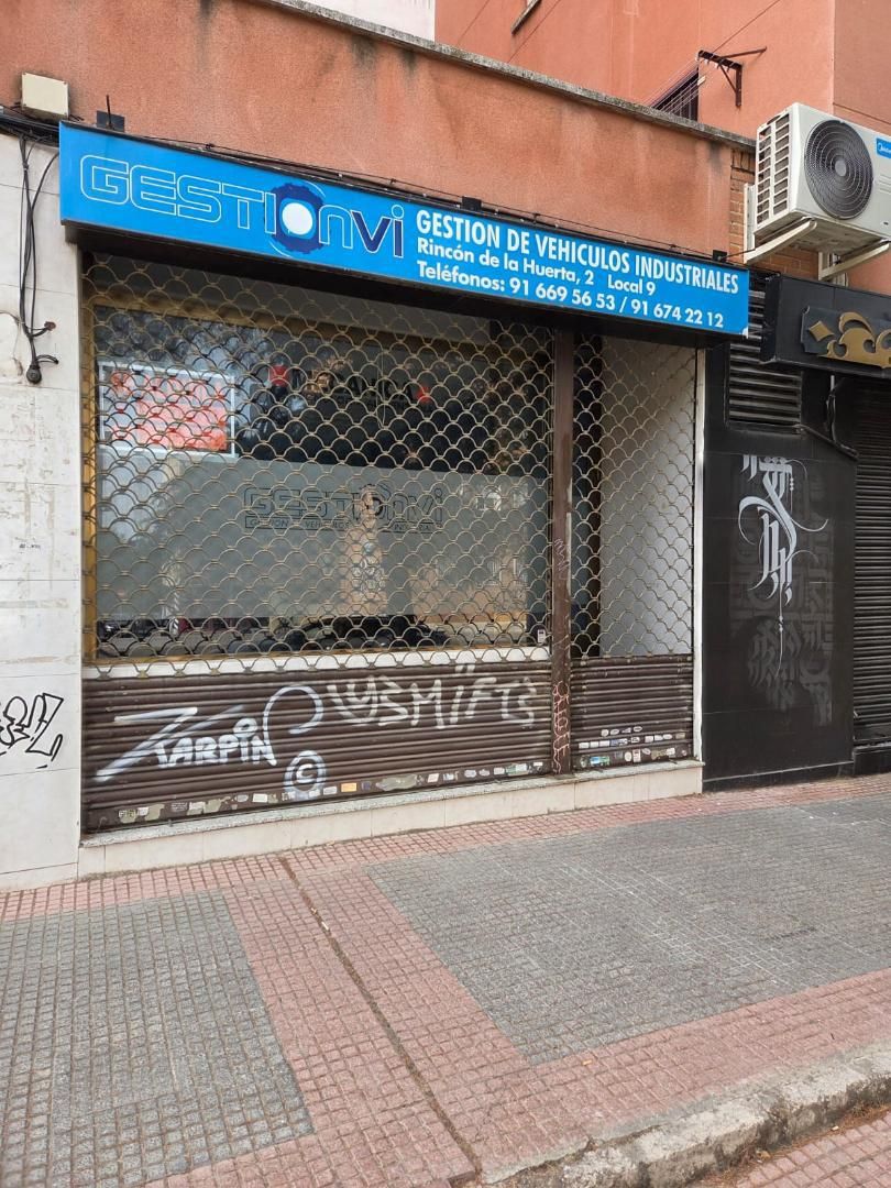 Premises to rent in Coslada  with Air Conditioner