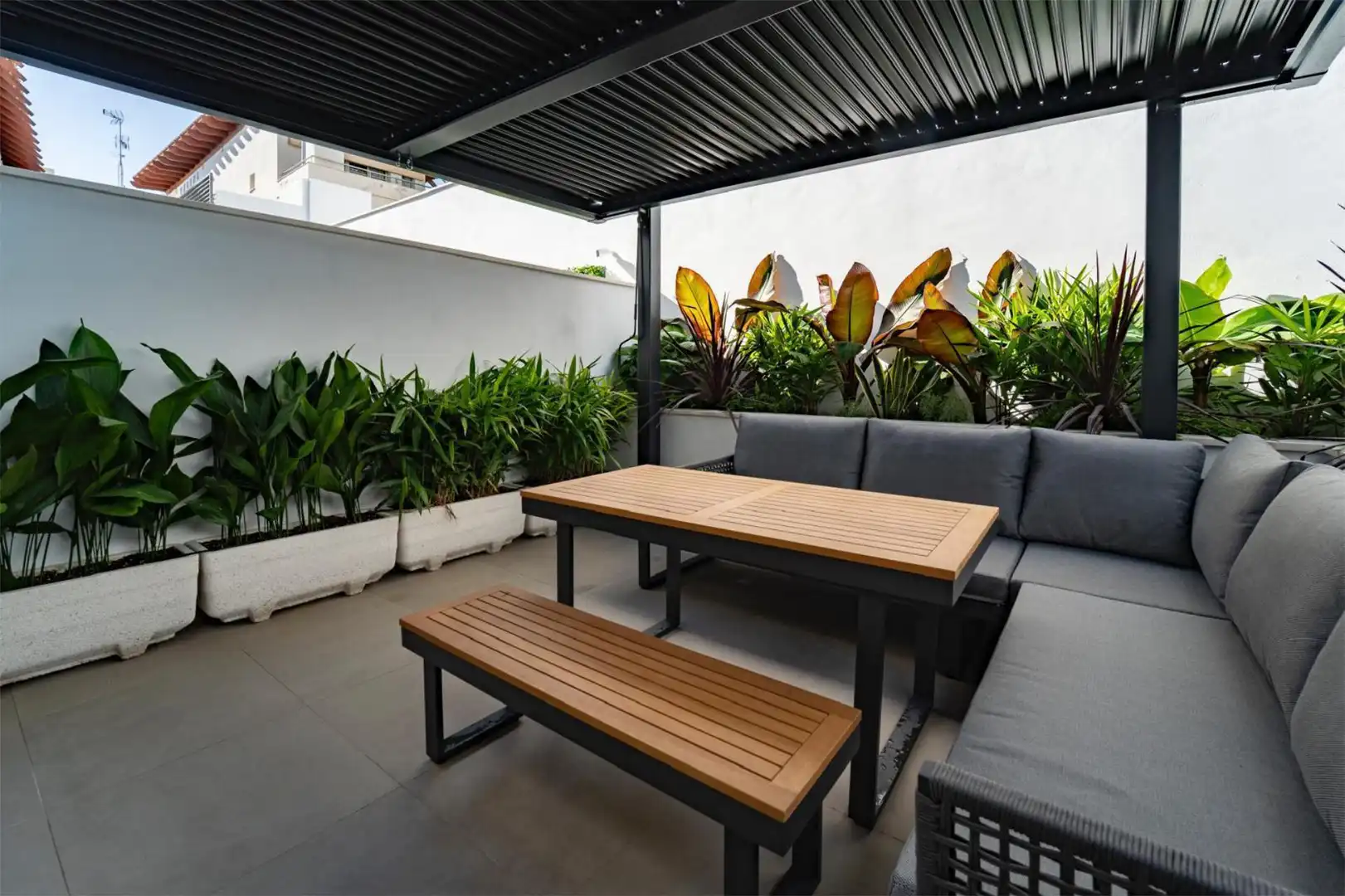 Casa o chalet en venta en Calle Montemayor, Local, Cancelada Terraza de Casa o chalet en venta en Estepona con Aire acondicionado, Terraza y Balcón