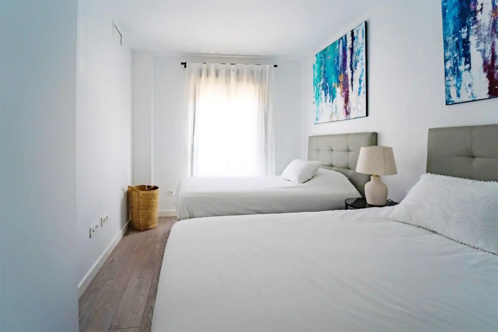 Casa o chalet en venta en Calle Montemayor, Local, Cancelada Habitación de Casa o chalet en venta en Estepona con Aire acondicionado, Terraza y Balcón