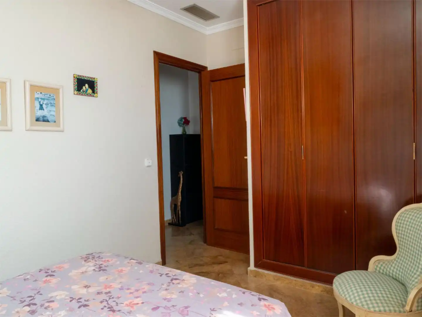 Schlafzimmer von Wohnung zum Verkauf in  Huelva Capital mit Klimaanlage und Terrasse