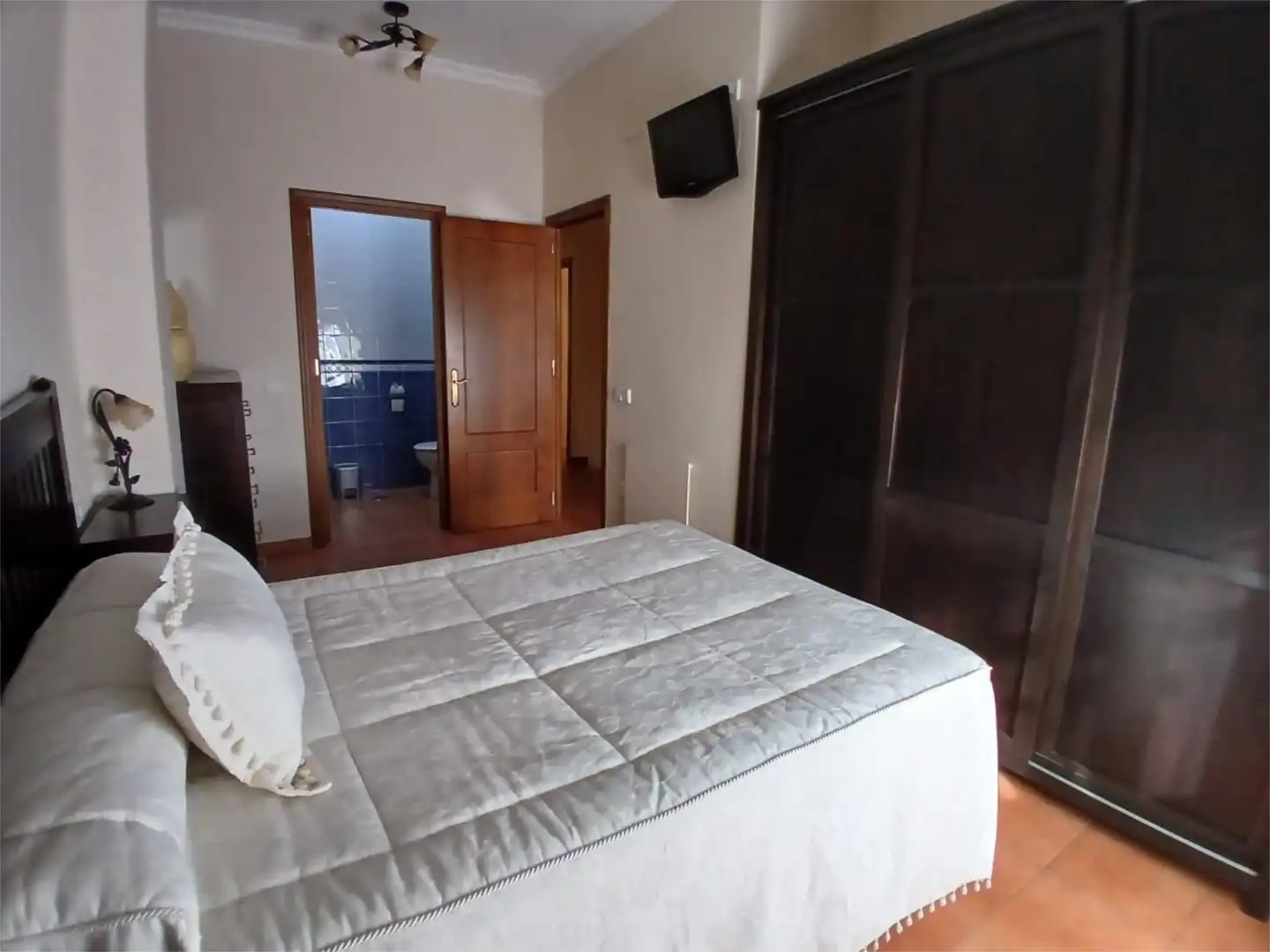 Casa adosada en venda a Calle el Pedralejo, 11a, Burguillos Dormitori de Casa adosada en venda en Burguillos amb Aire condicionat i Balcó