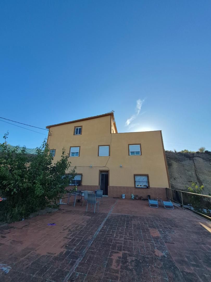 Exterior view of Country house for sale in Terrassa  with Terrace