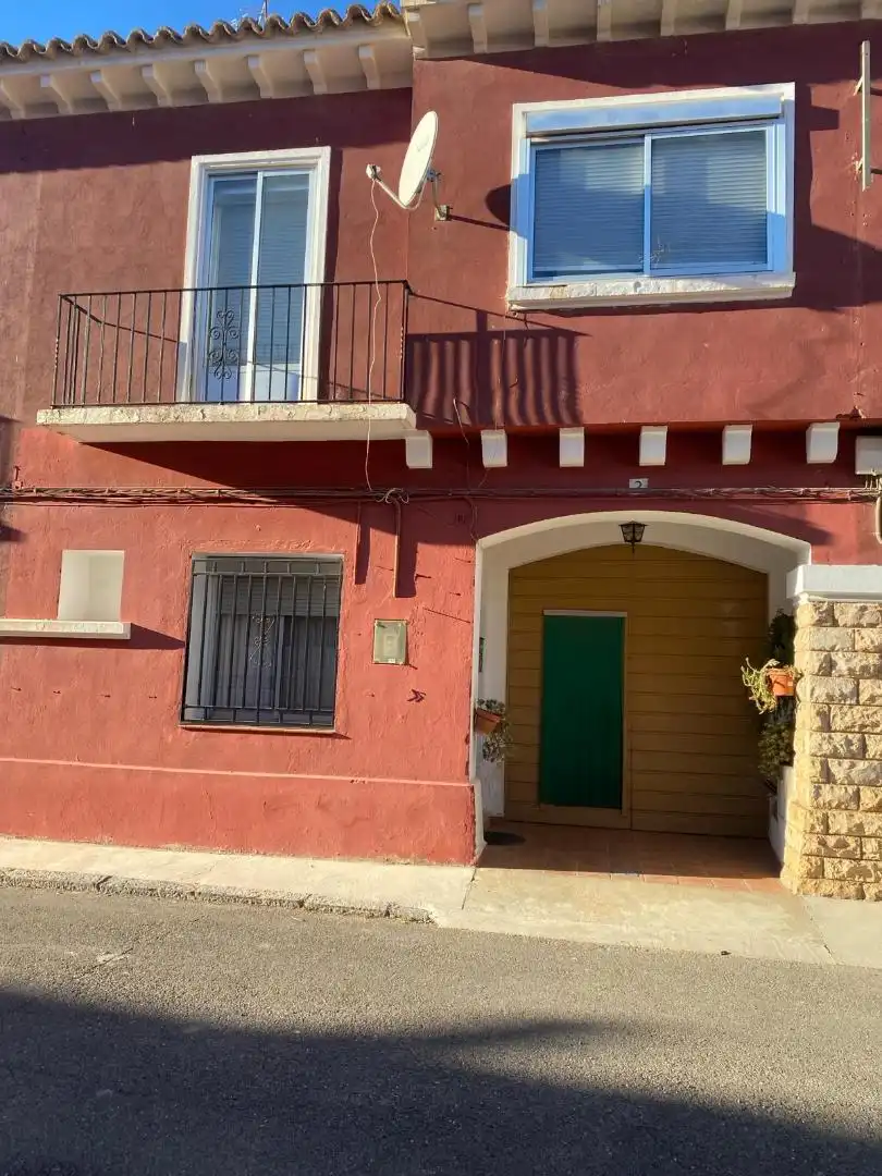 Detached homes for sale in Calle Rosario, 5, Belchite Exterior view of Detached homes for sale in Belchite with Air Conditioner and Balcony