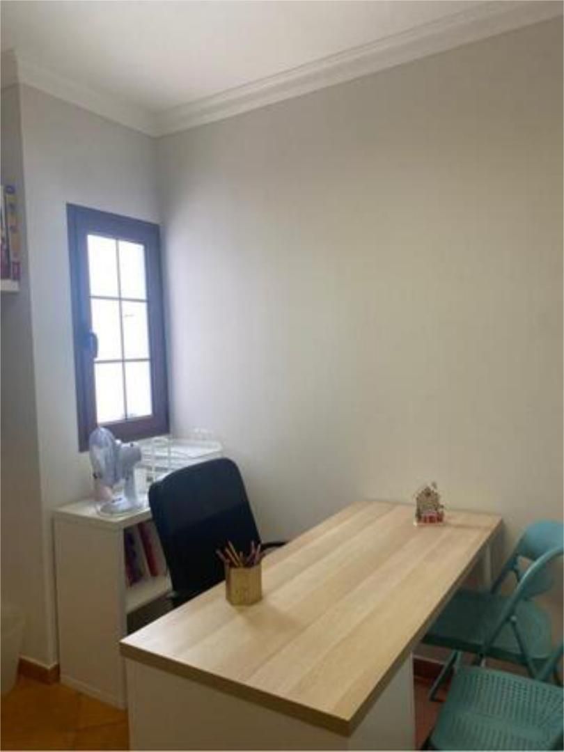 Office to rent in Tamaraceite Office to rent in Las Palmas de Gran Canaria  with Air Conditioner