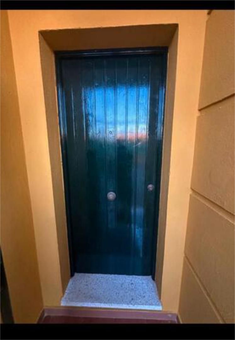 Vista exterior de Casa o xalet de lloguer en Dos Hermanas amb Traster
