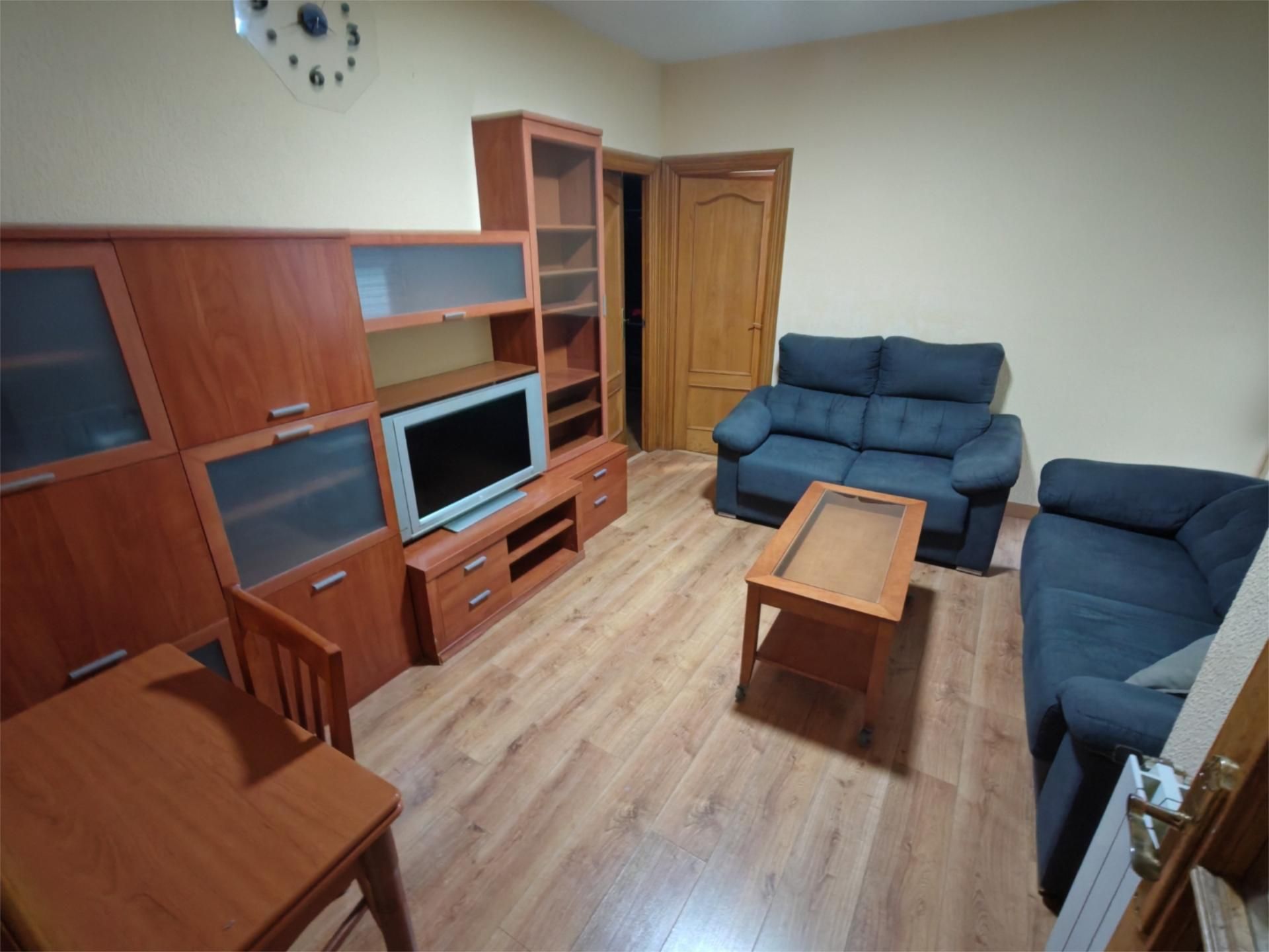 Living room of Flat to rent in Ávila Capital  with Air Conditioner, Heating and Terrace