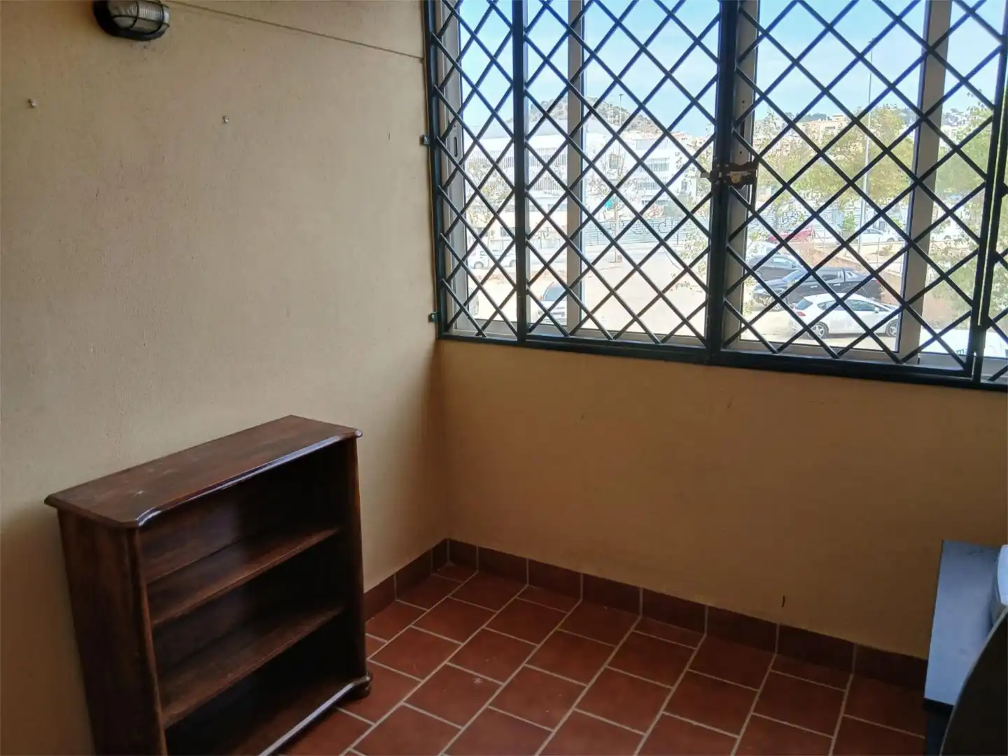 Pis de lloguer a Calle Margarita Xirgu, 6, El Cónsul - Ciudad Universitaria - El Romeral Dormitori de Pis de lloguer en Málaga amb Terrassa, Moblat i Balcó