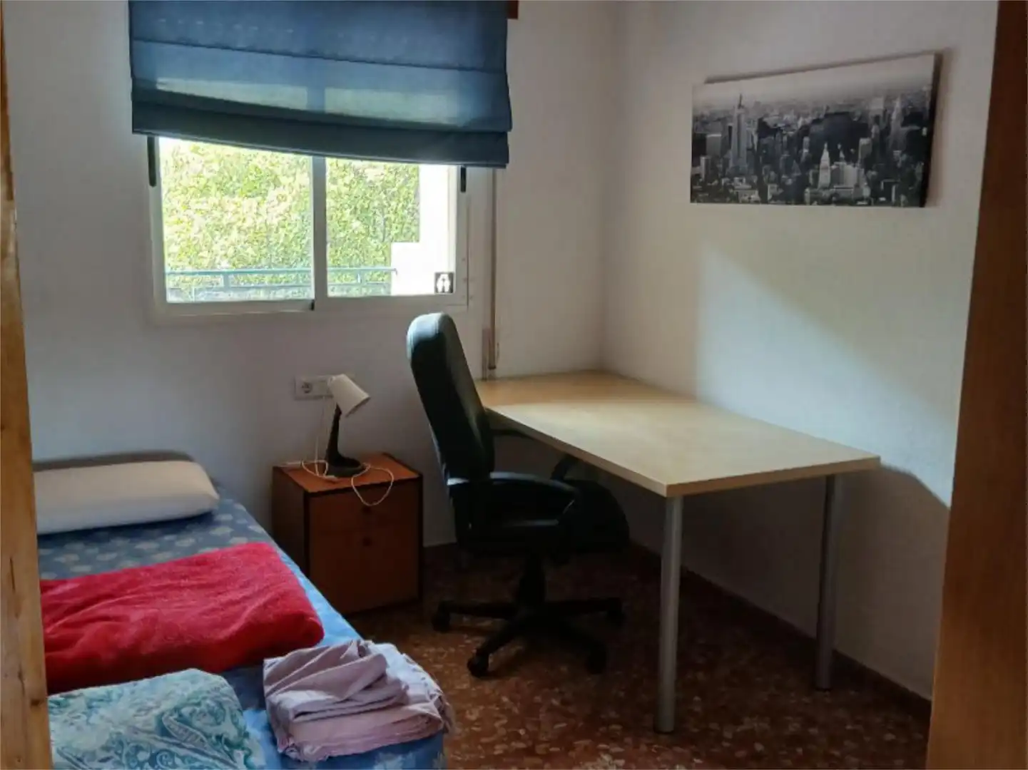 Pis de lloguer a Calle Margarita Xirgu, 6, El Cónsul - Ciudad Universitaria - El Romeral Dormitori de Pis de lloguer en Málaga amb Terrassa, Moblat i Balcó