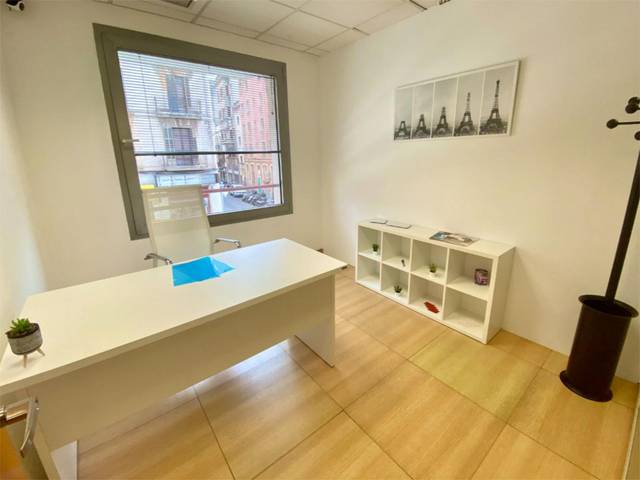 Oficina en Alquiler en Carrer del Sindicat, 67 en El Mercat