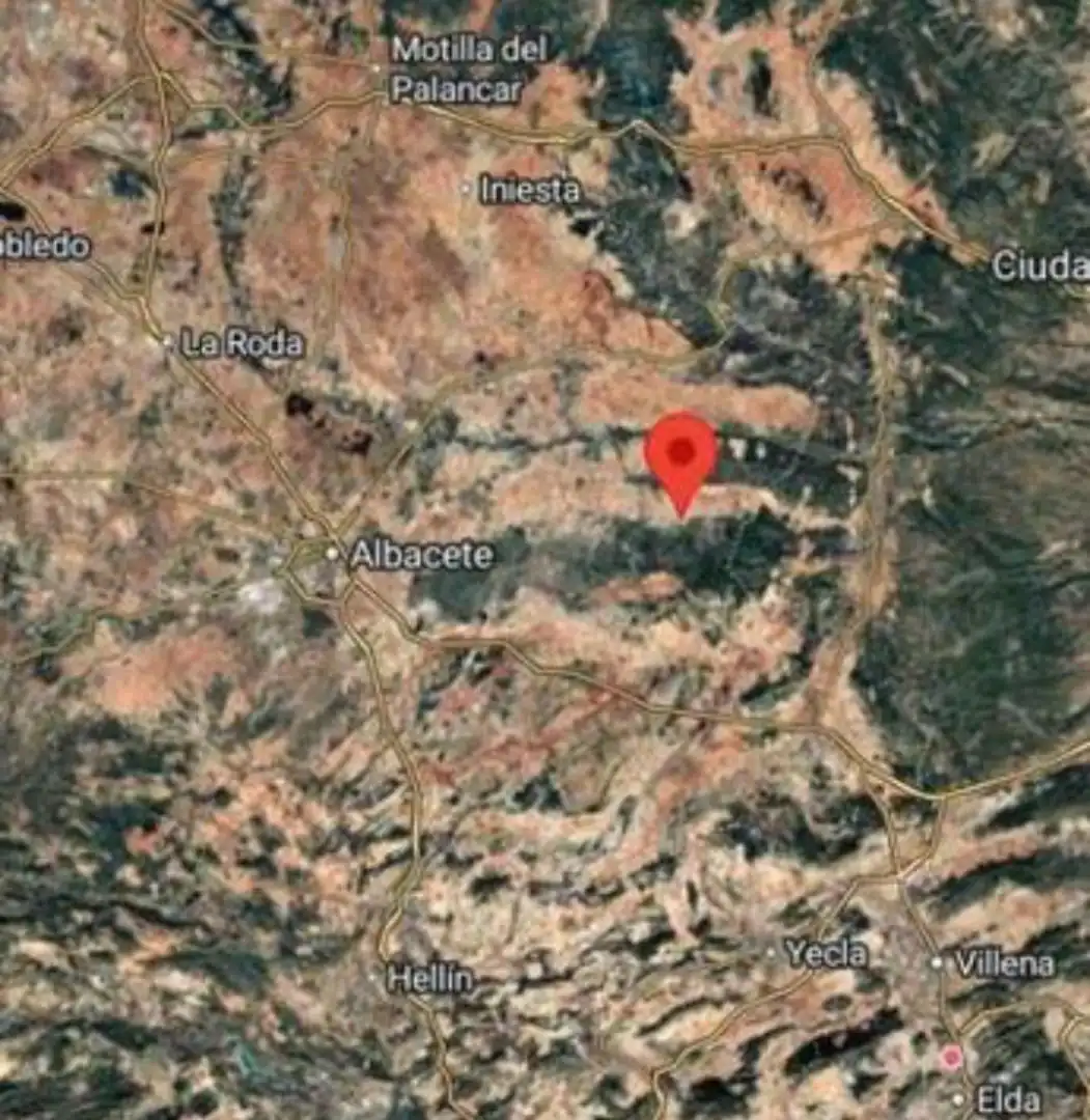 Terreno en venta en Plaza Mayor, Alatoz Terreno en venta en Alatoz