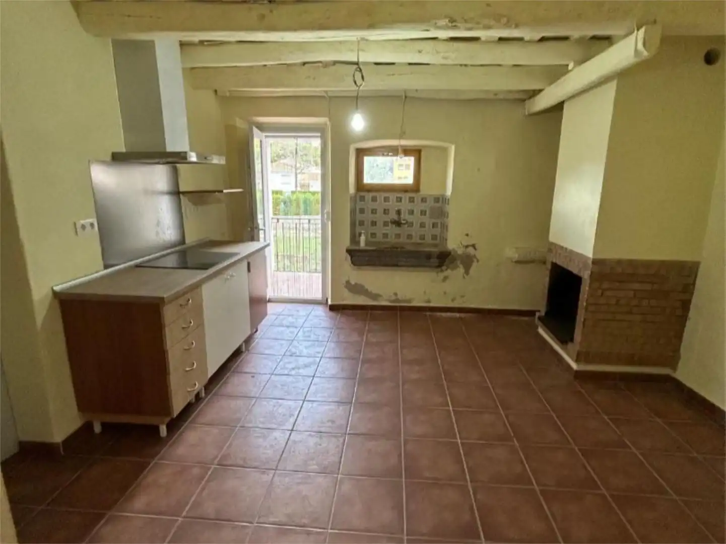 Piso en venta en Carrer de la Ronda de Baix, 33, Celrà Cocina de Piso en venta en Celrà con Balcón
