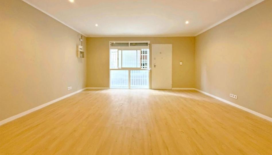 Flat for sale in Carrer de la Conca de Tremp, 63, El Carmel, Barcelona - image 1 Photo 1 of Flat for sale in Carrer de la Conca de Tremp, 63, El Carmel, Barcelona