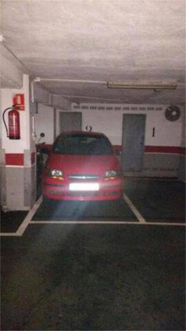 Garaje en Alquiler en Salesas - Foncalada - Campoamor