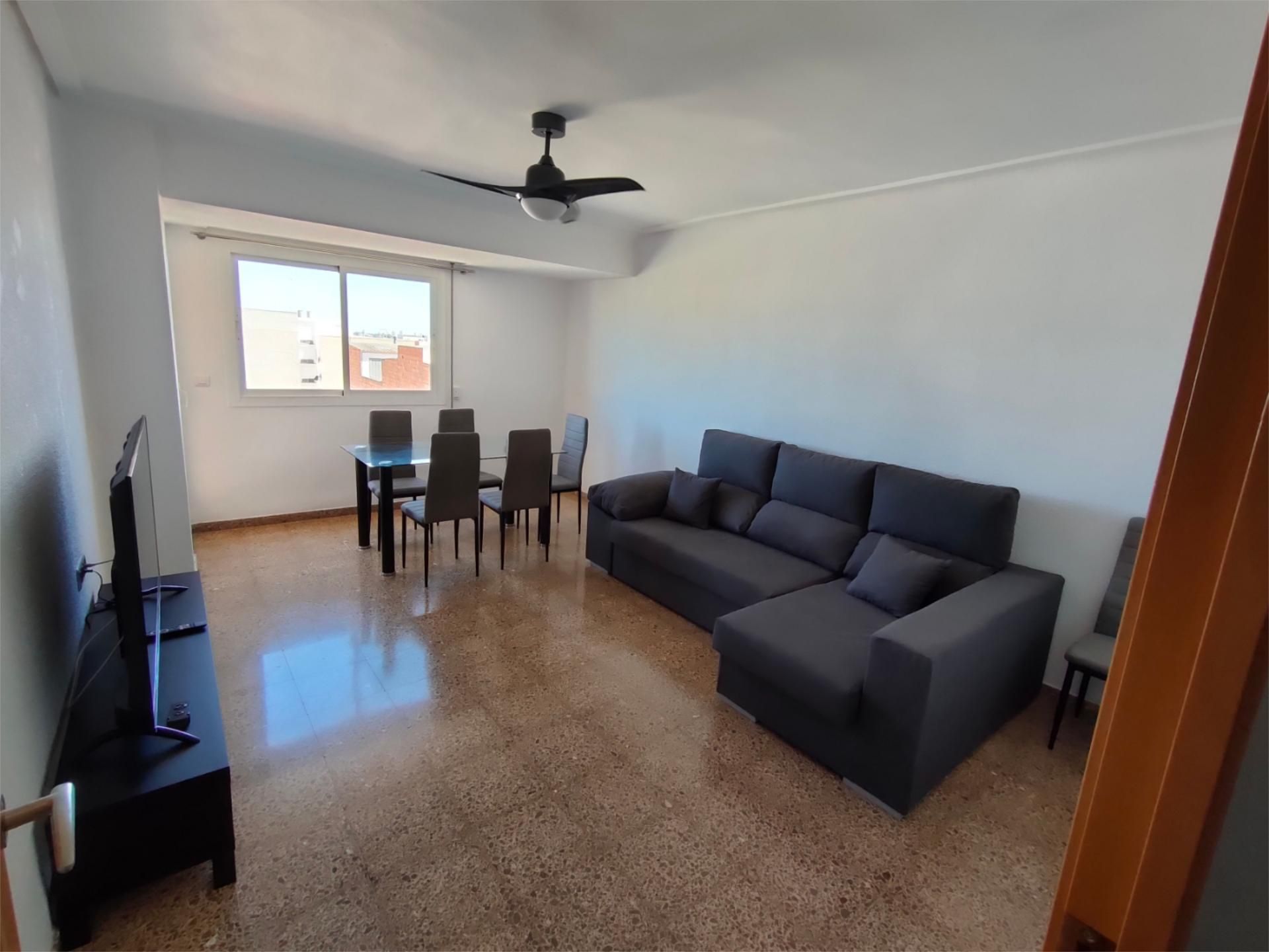 Living room of Flat for sale in Albuixech  with Furnished, Oven and Washing machine