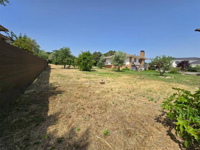Terreno en Venta en Calle Ronda de Manchester, 103 en Eurovillas