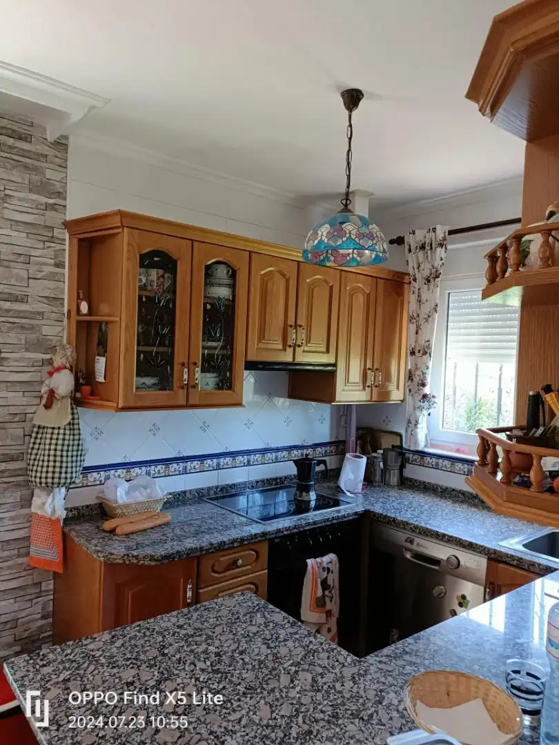 Casa o chalet en venta en Travesía Eras de San Juan, 3, Villaquilambre Cocina de Casa o chalet en venta en Villaquilambre con Calefacción, Jardín privado y Parquet