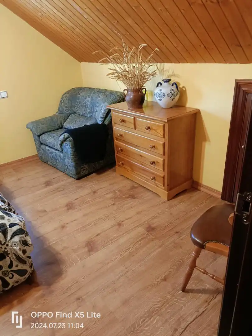 Casa o chalet en venta en Travesía Eras de San Juan, 3, Villaquilambre Sala de estar de Casa o chalet en venta en Villaquilambre con Calefacción, Jardín privado y Parquet