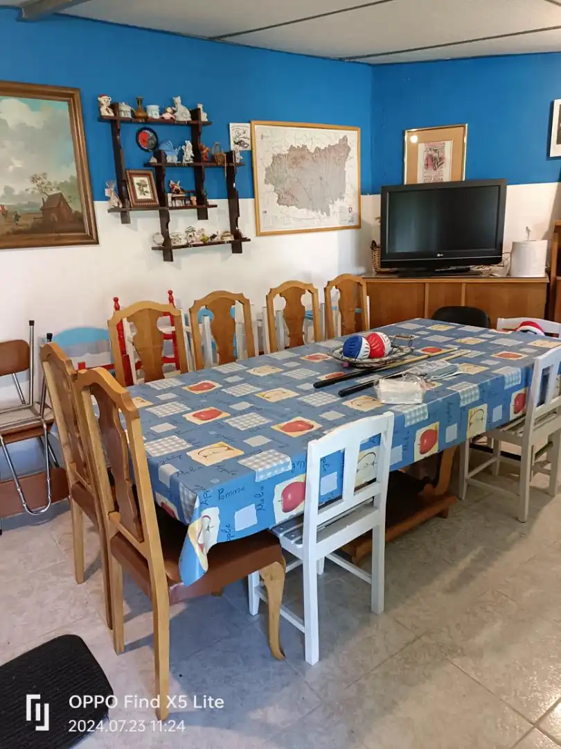 Casa o chalet en venta en Travesía Eras de San Juan, 3, Villaquilambre Comedor de Casa o chalet en venta en Villaquilambre con Calefacción, Jardín privado y Parquet