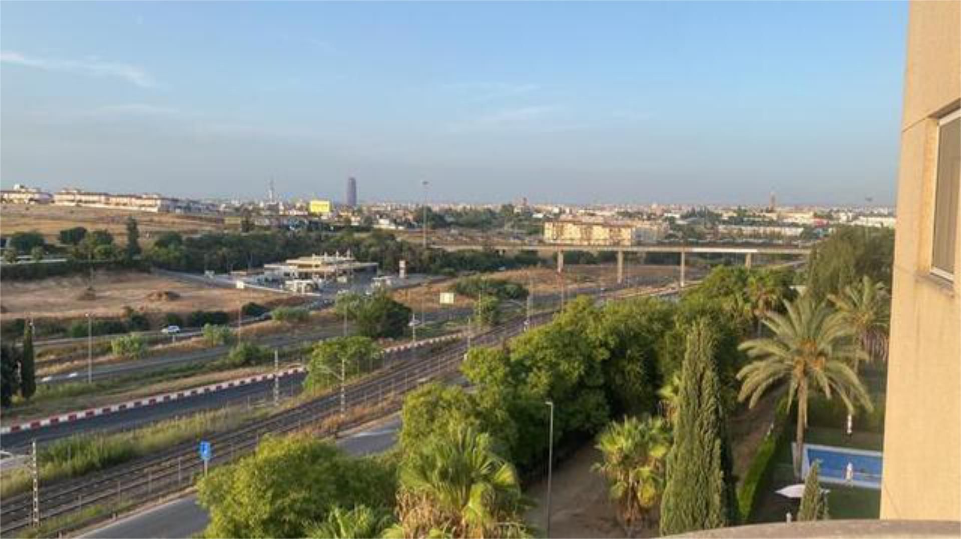 Exterior view of Flat for sale in San Juan de Aznalfarache  with Heating, Private garden and Terrace