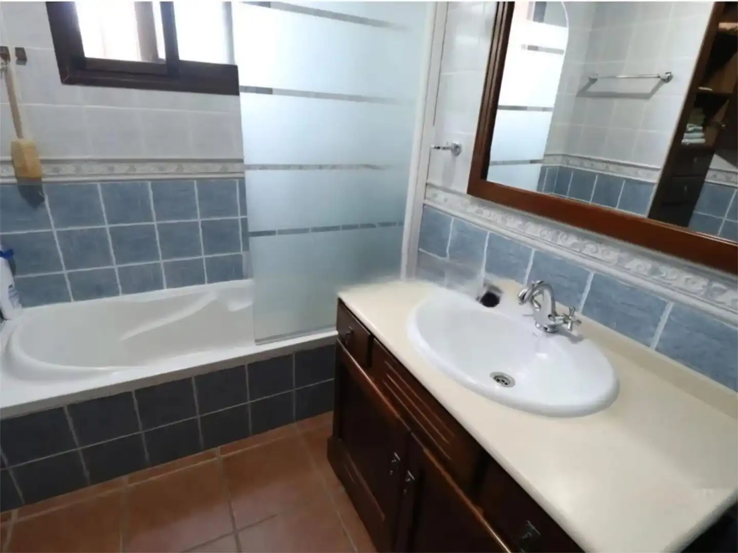 Casa o chalet de alquiler en Lugar Urique, 121, Centro Baño de Casa o chalet de alquiler en Alhaurín El Grande con Aire acondicionado, Jardín privado y Terraza