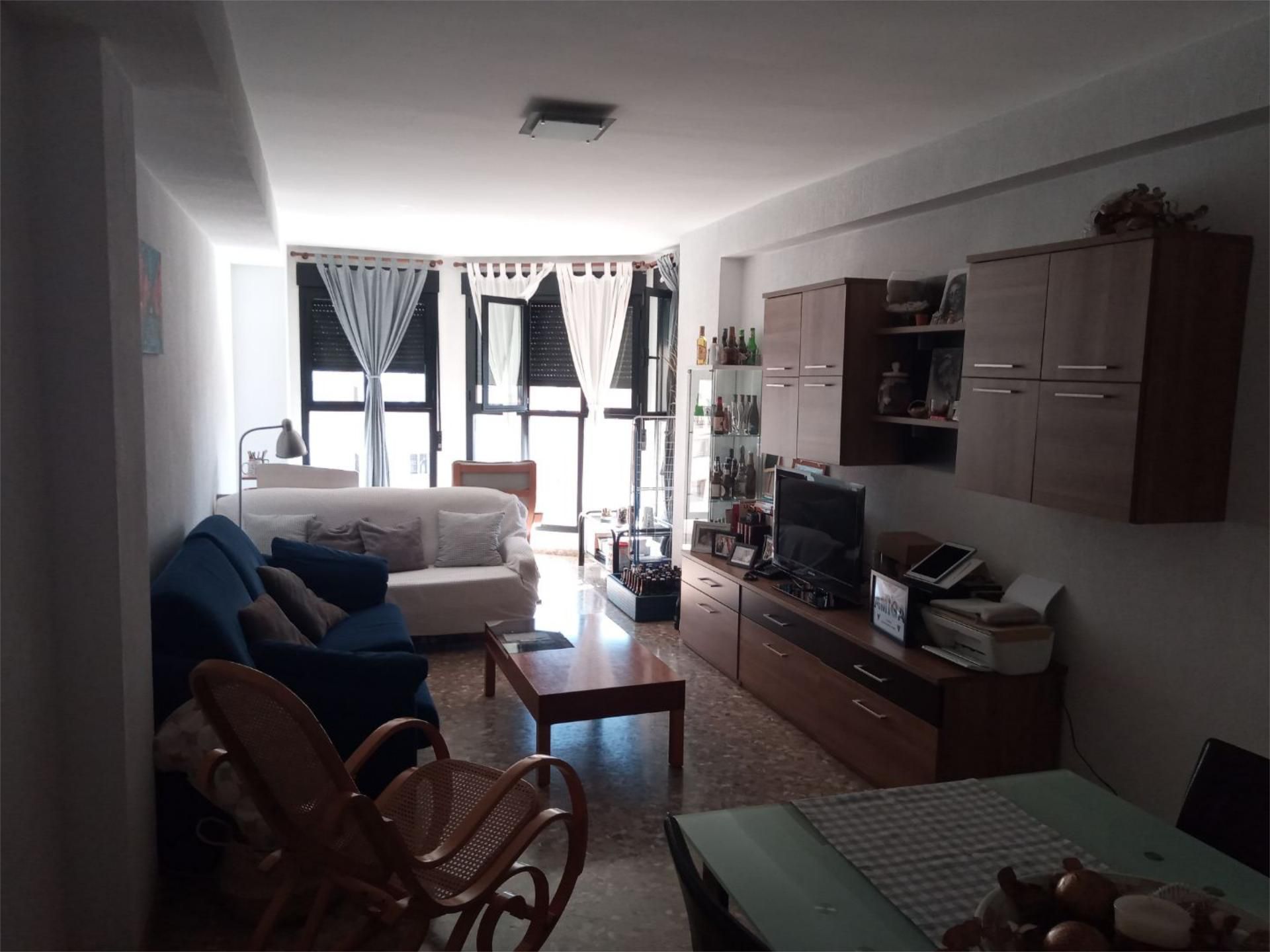 Living room of Flat to rent in  Valencia Capital  with Air Conditioner, Heating and Furnished
