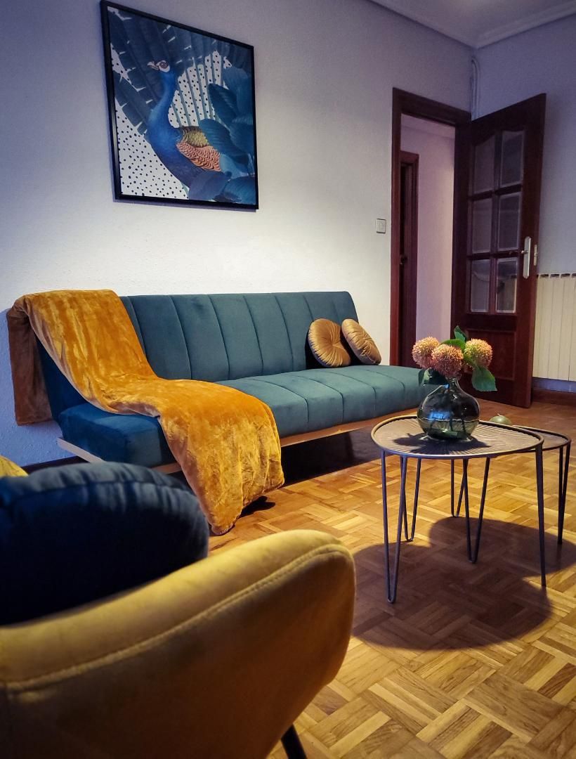 Living room of Flat to rent in Haro  with Heating, Parquet flooring and Terrace