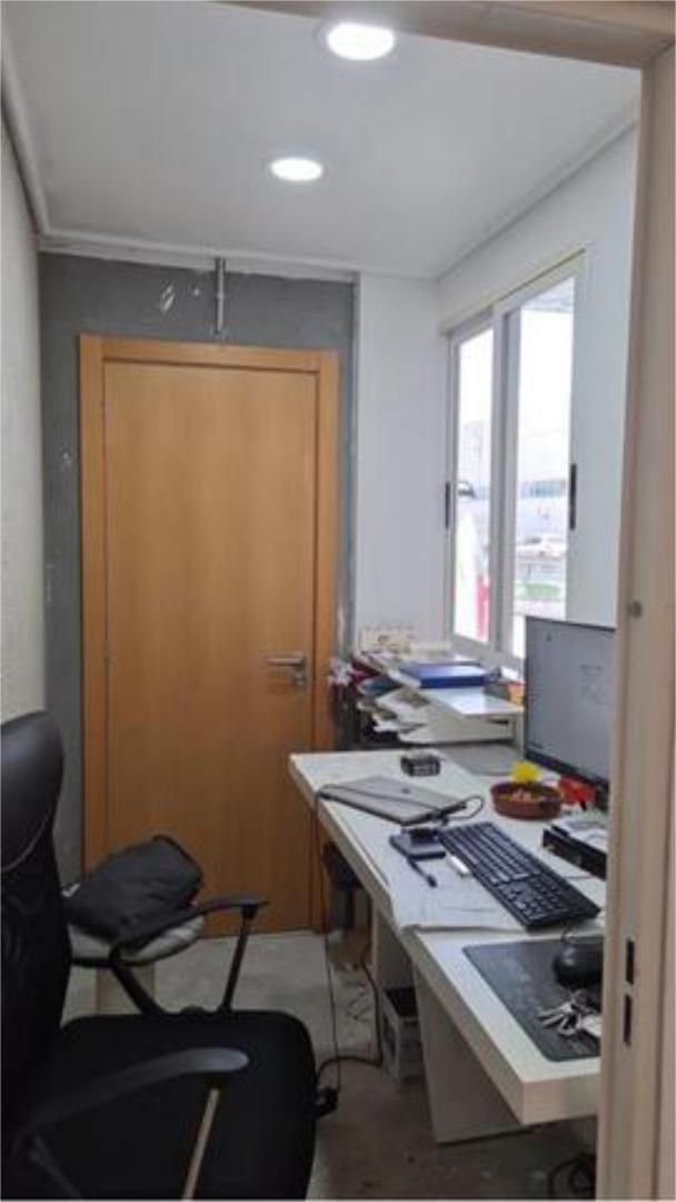 Industrial buildings to rent in San Cibrao das Viñas