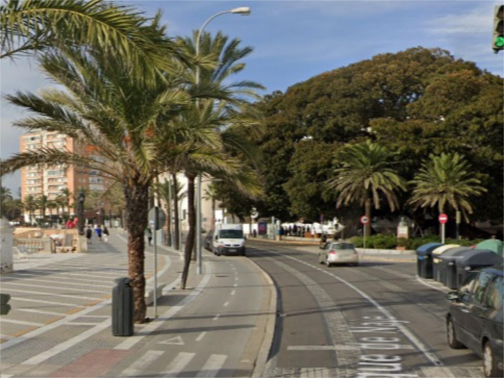 Vista exterior de Pis en venda en  Cádiz Capital