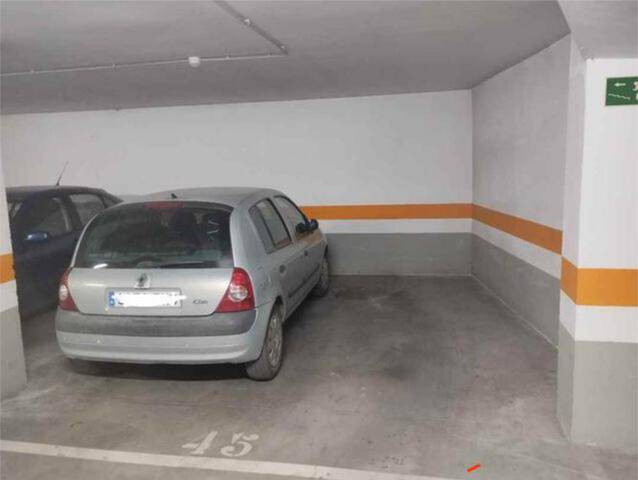 Garaje en Alquiler en Plaza de Toros - Las Tenerías