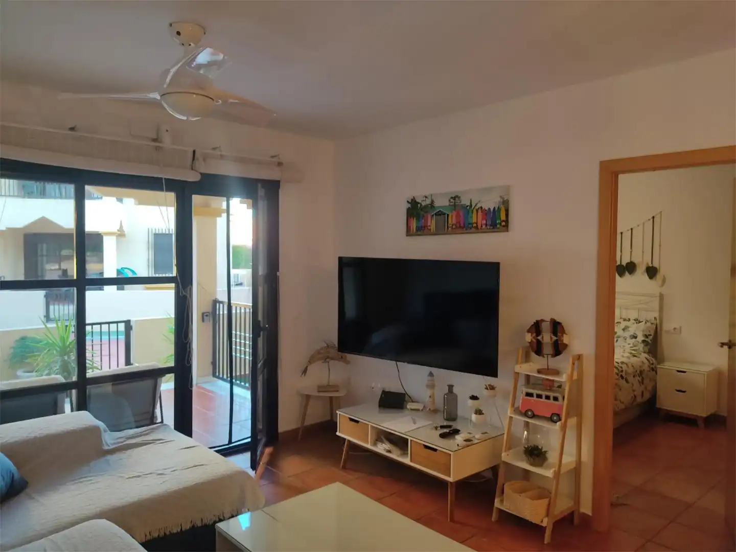 Sala d'estar de Apartament de lloguer en Vera amb Aire condicionat, Calefacció i Jardí privat