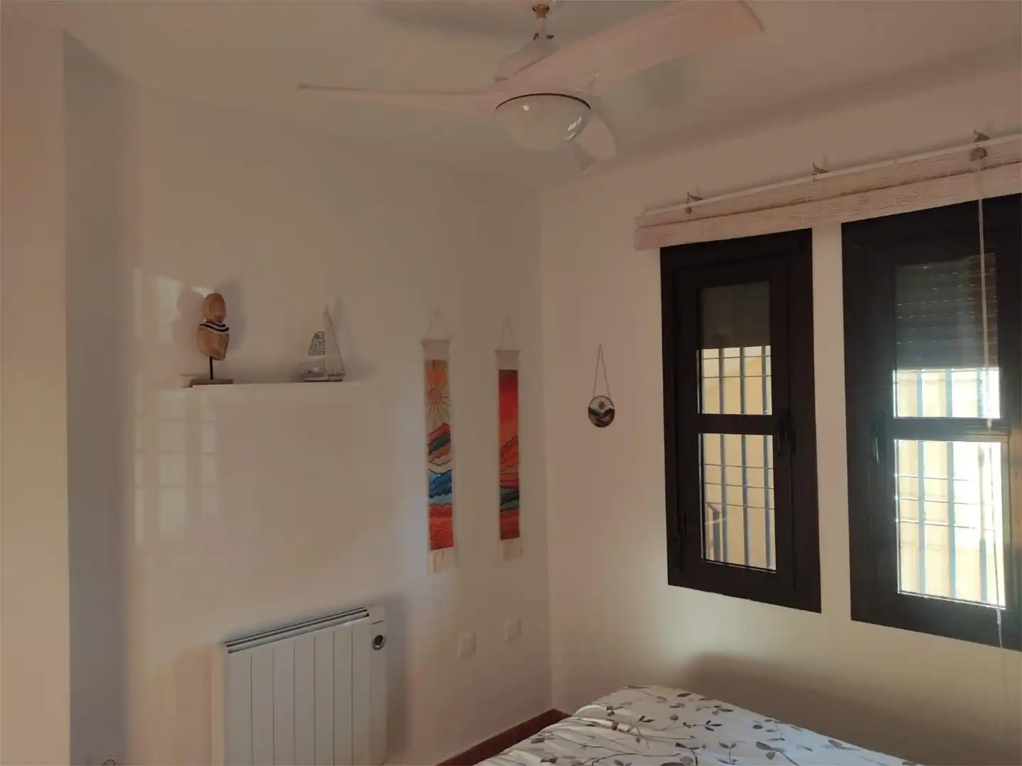 Dormitori de Apartament de lloguer en Vera amb Aire condicionat, Calefacció i Jardí privat