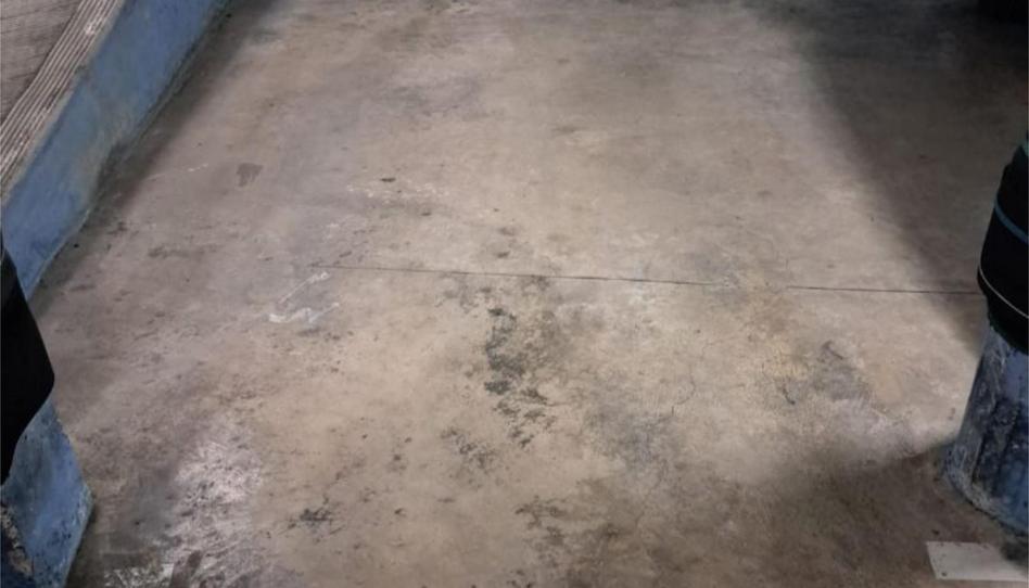 Foto 1 de Garaje de alquiler en Carrer de Joan Puig, 20, Les Torres, Barcelona