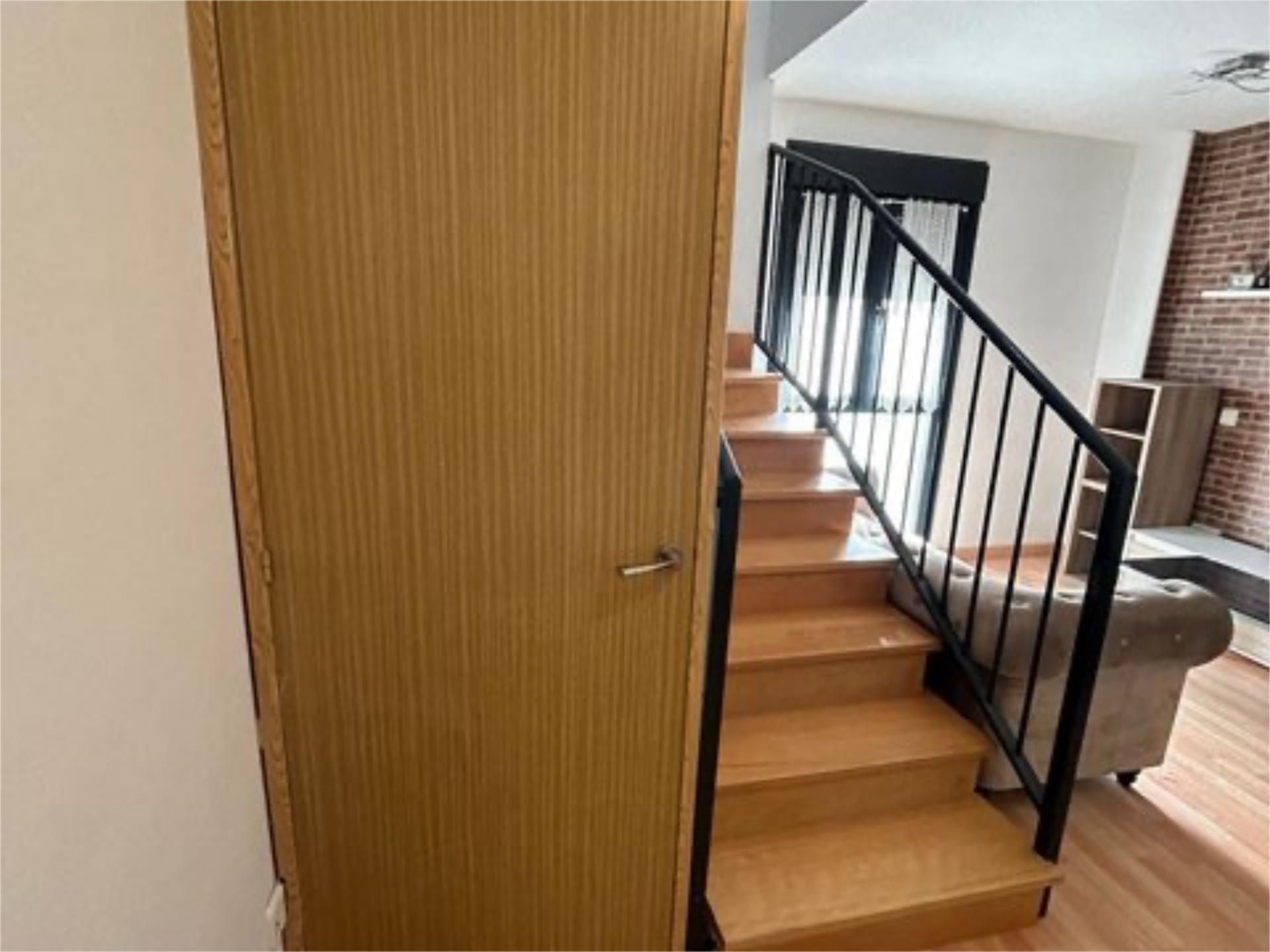 Flat for sale in Casarrubios del Monte  with Air Conditioner