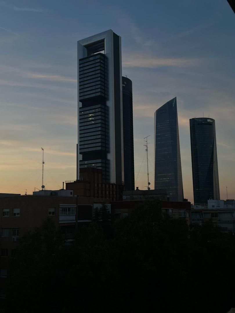 Exterior view of Study to rent in  Madrid Capital  with Air Conditioner and Balcony