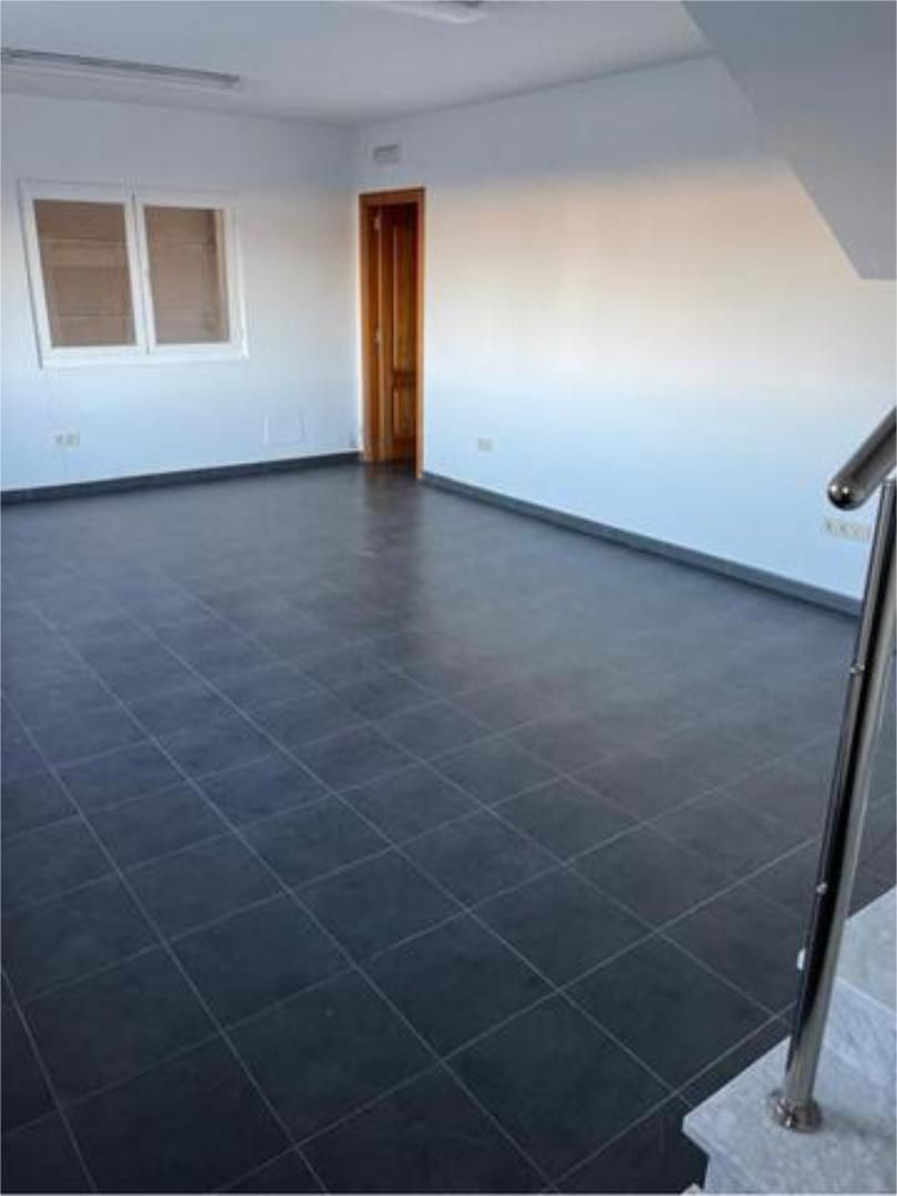 Industrial buildings to rent in Sobrado (A Coruña)