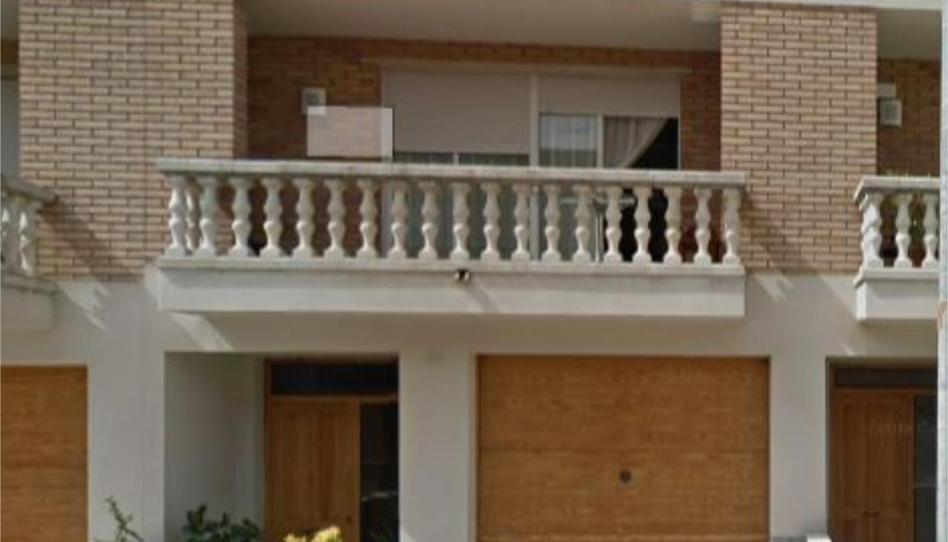 Foto 1 de Casa adosada en venda a Carrer D'orient, 40, Tàrrega, Lleida