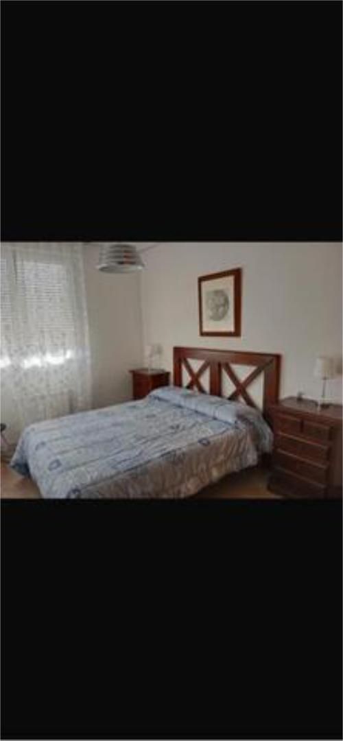 Dormitori de Pis de lloguer en Mérida amb Calefacció i Moblat