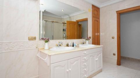 Casa o chalet de alquiler en Carretera Alicante Murcia, 19, Orihuela ciudad, Alicante - imagen 5 Foto 5 de Casa o chalet de alquiler en Carretera Alicante Murcia, 19, Orihuela ciudad, Alicante