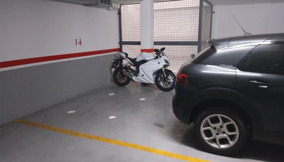 Foto 1 de Garatge de lloguer a Carrer de Calderón de la Barca, 37, La Salut, Barcelona