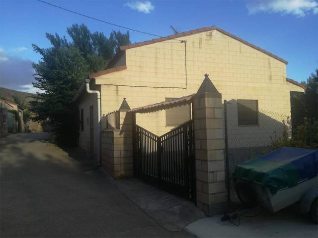 Casa-chalet en Venta en Calle Molino, 3 en Retortillo de Soria