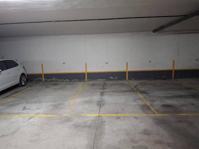 Garaje en Alquiler en Calle Atalaya, 2 en Estella / Lizarra