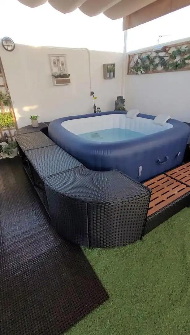 Casa adosada en venta en Calle Carmen, Écija Terraza de Casa adosada en venta en Écija con Aire acondicionado, Calefacción y Terraza