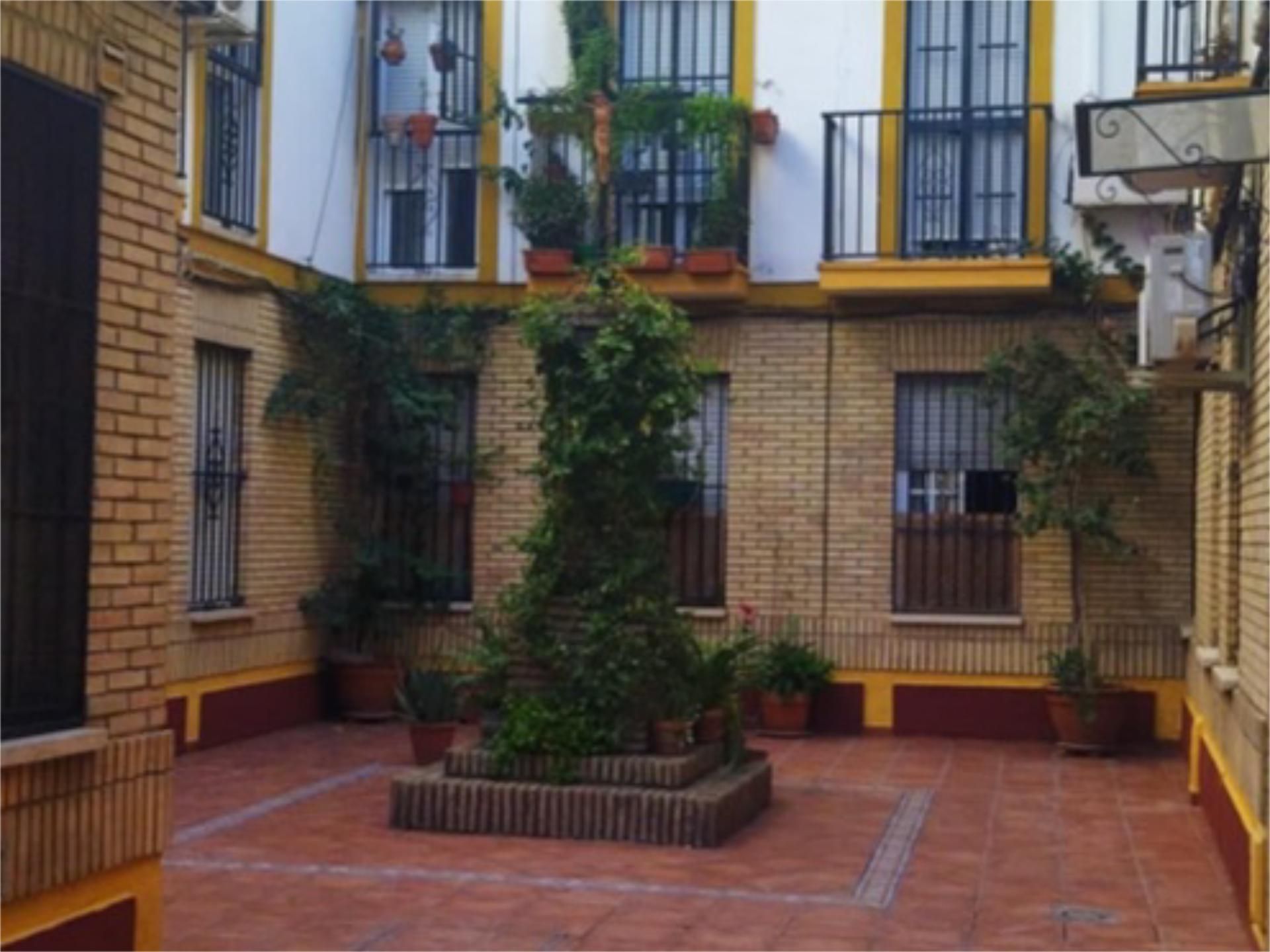 Garden of Flat for sale in  Sevilla Capital  with Air Conditioner, Private garden and Terrace