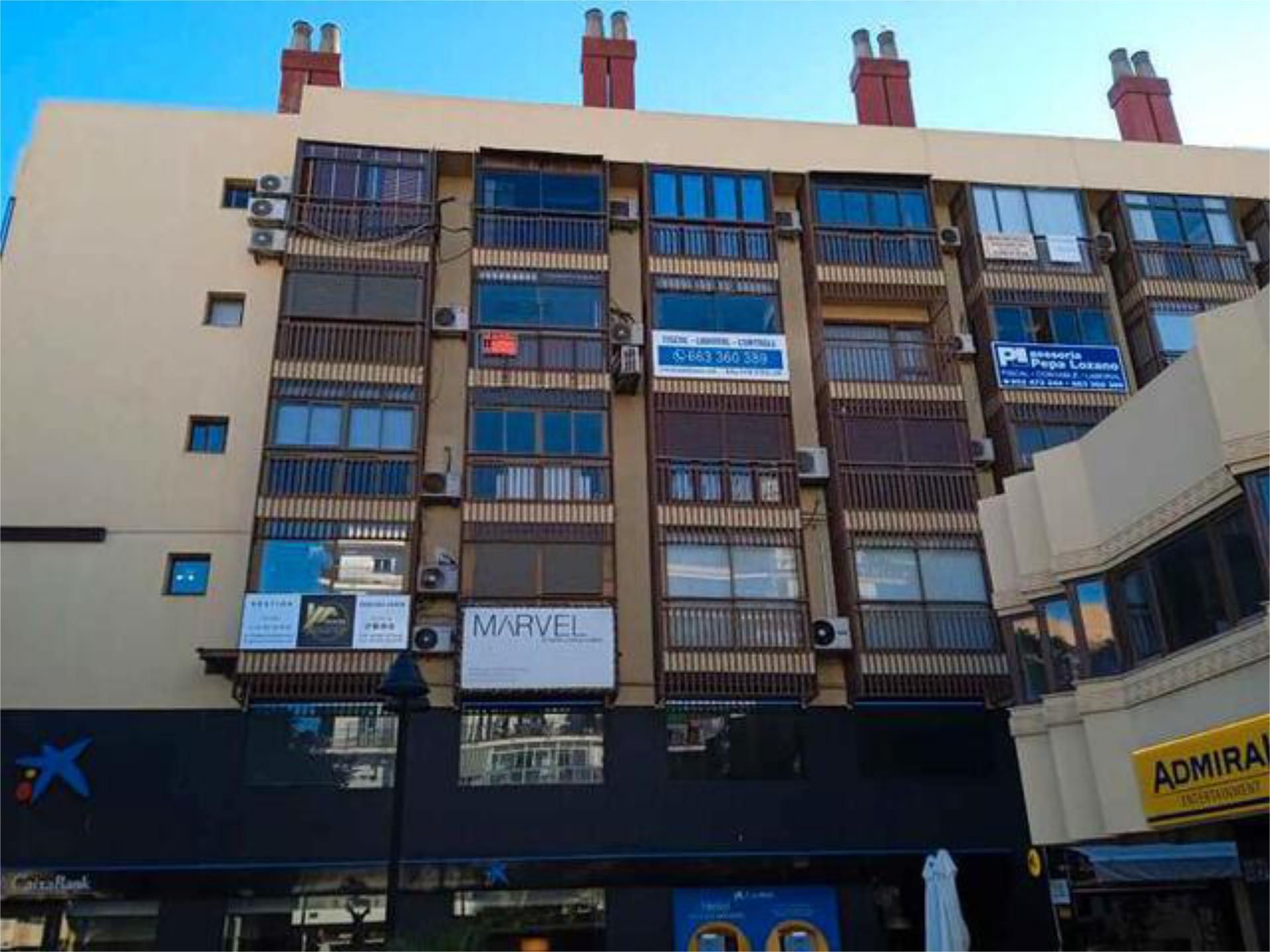 Vista exterior de Oficina de alquiler en Benalmádena