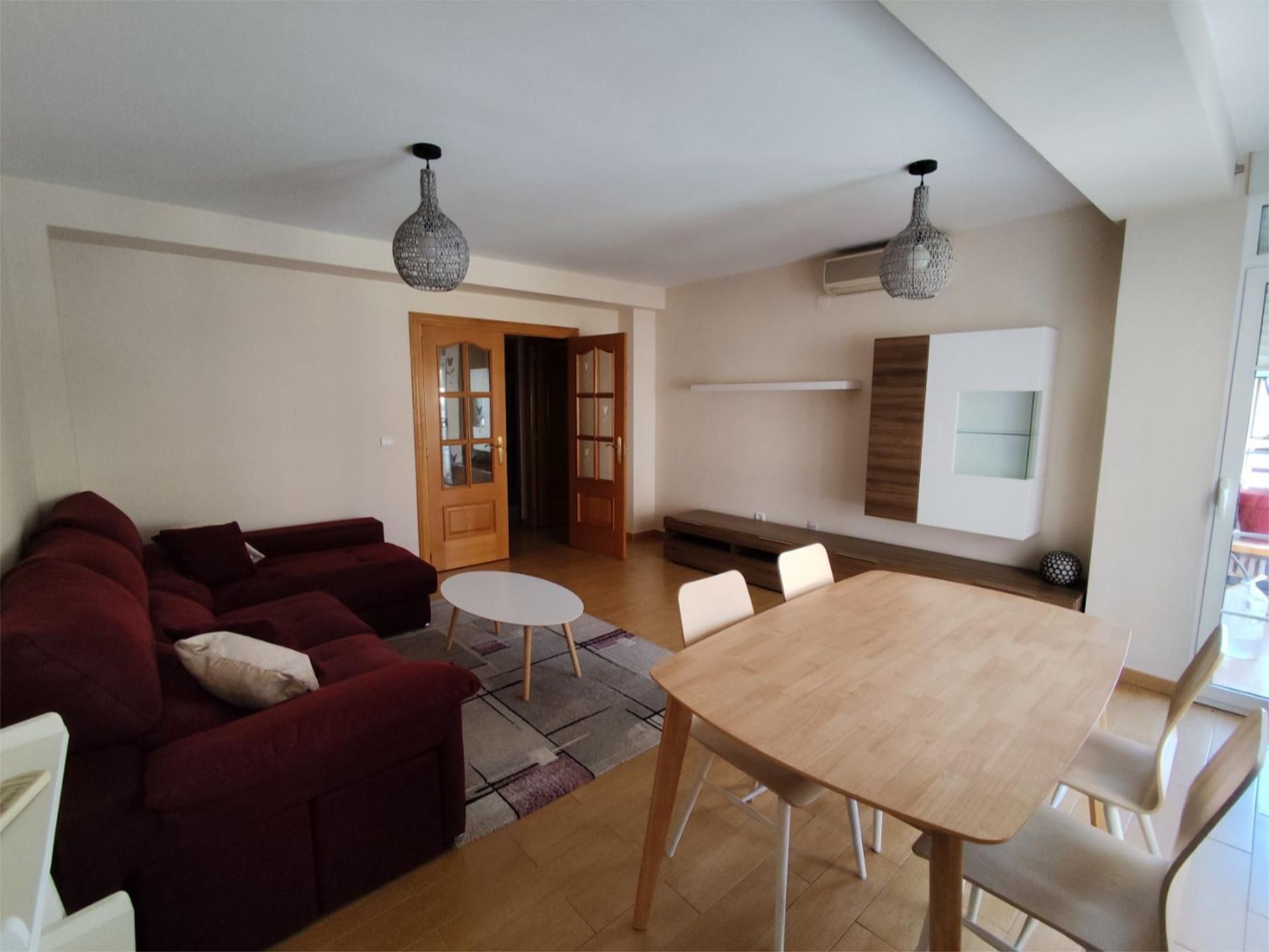 Sala d'estar de Pis de lloguer en  Valencia Capital amb Aire condicionat i Balcó