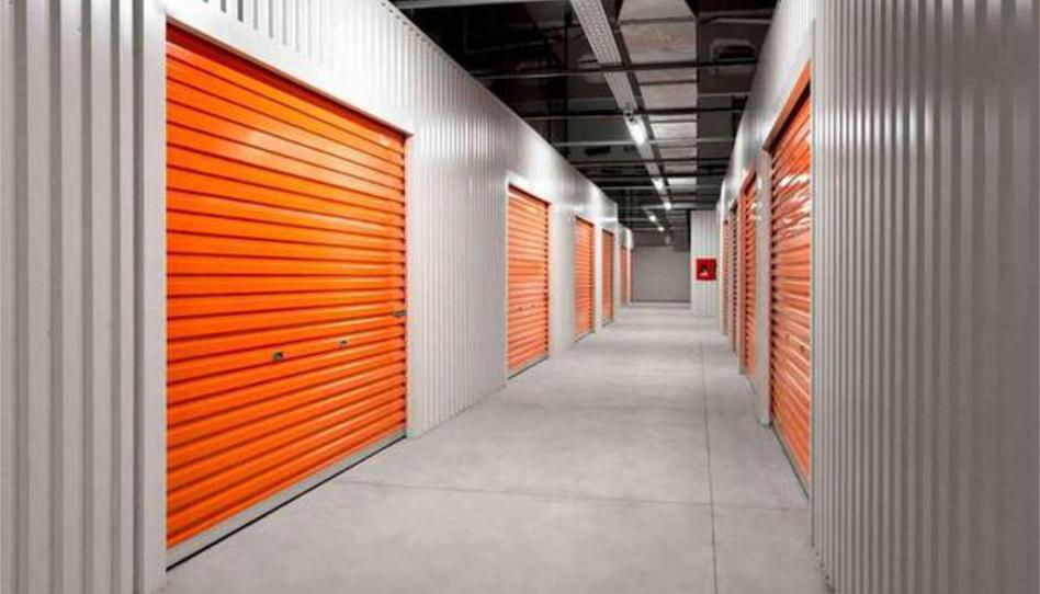 Box room to rent in Les Maravelles, Illes Balears - image 1 Photo 1 of Box room to rent in Les Maravelles, Illes Balears