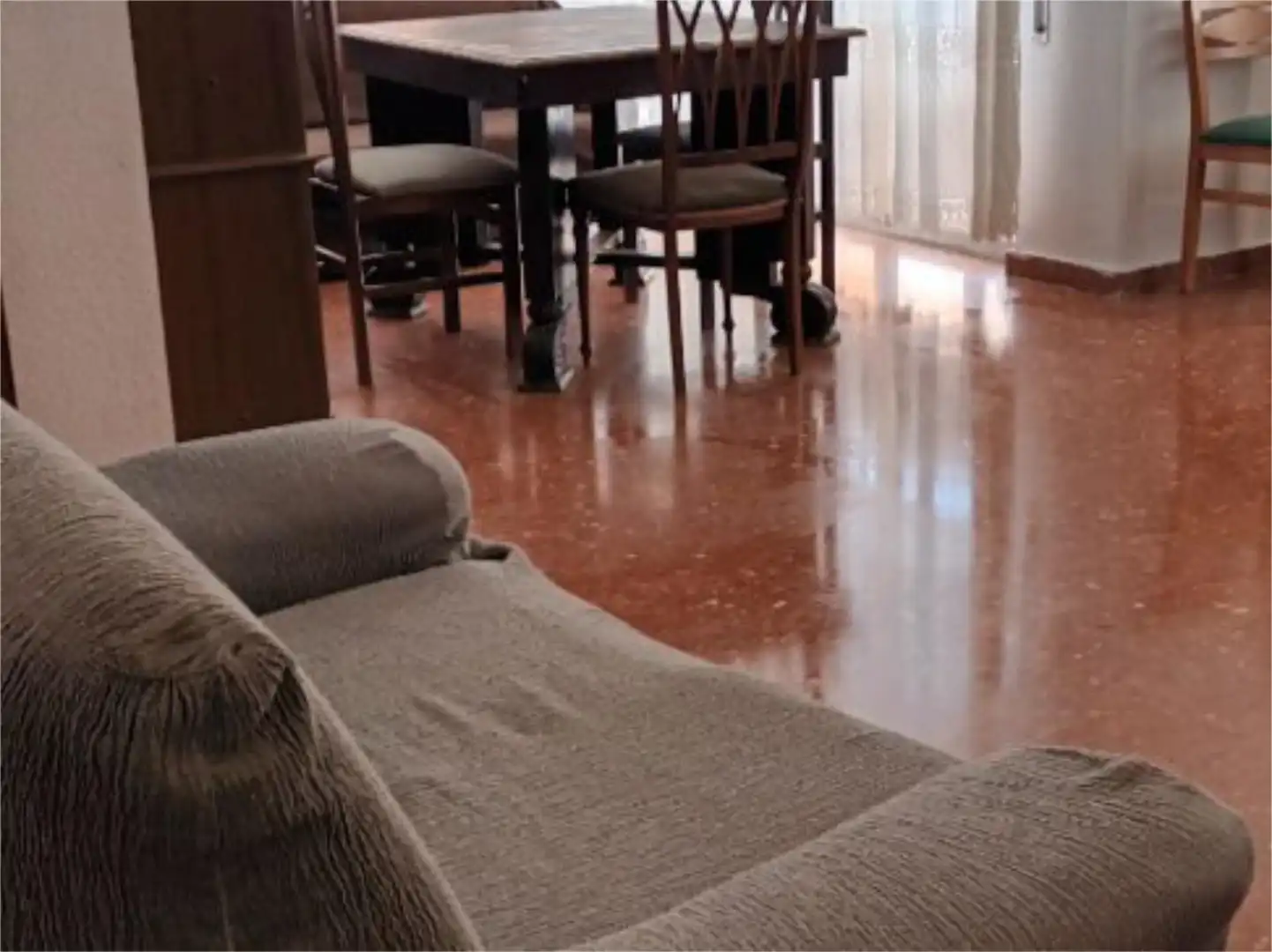 Piso de alquiler en Avenida Tomás Romero de Castilla, Valdepasillas - La Paz - Huerta Rosales Sala de estar de Piso de alquiler en Badajoz con Aire acondicionado, Calefacción y Terraza