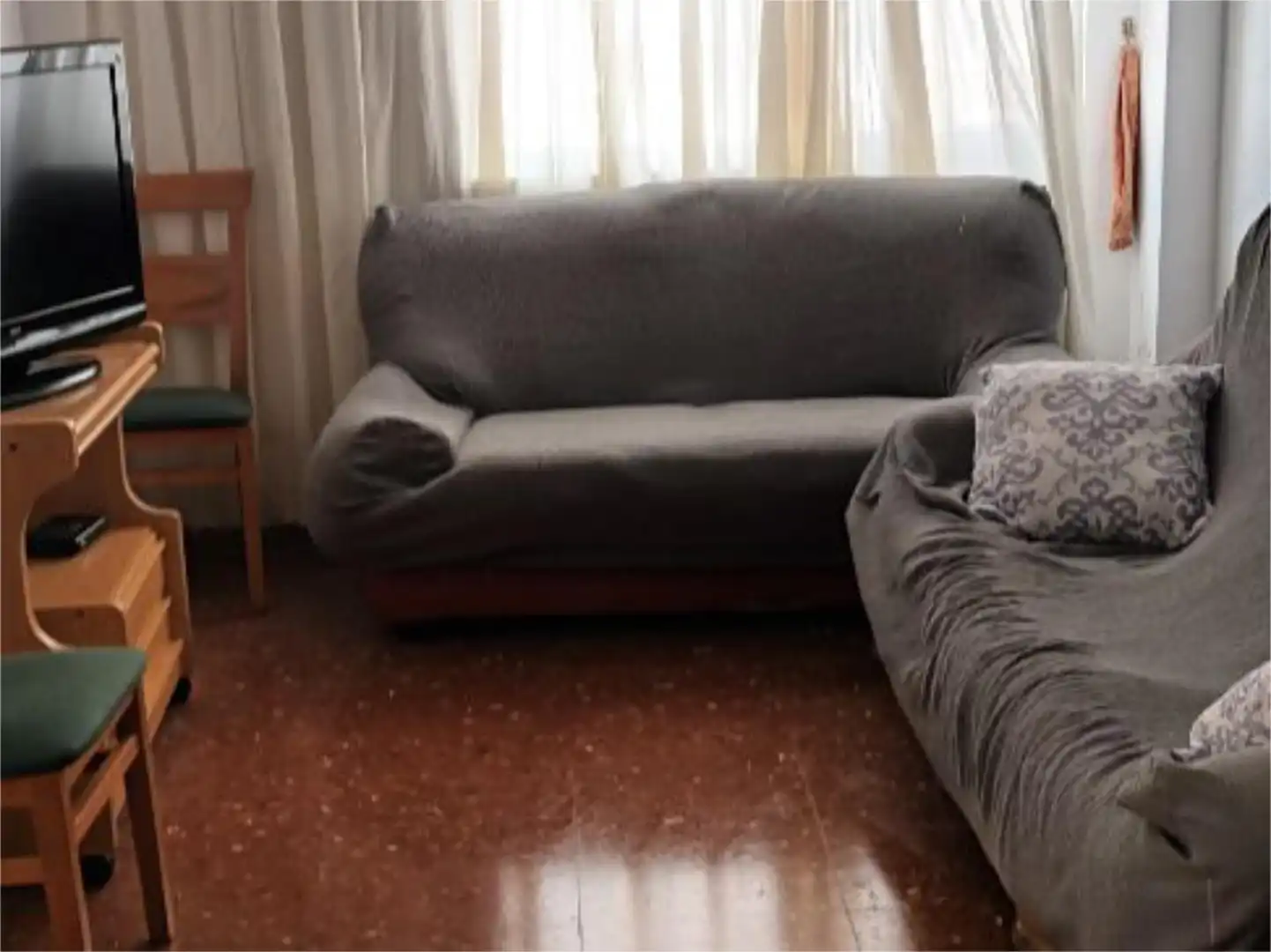 Piso de alquiler en Avenida Tomás Romero de Castilla, Valdepasillas - La Paz - Huerta Rosales Sala de estar de Piso de alquiler en Badajoz con Aire acondicionado, Calefacción y Terraza