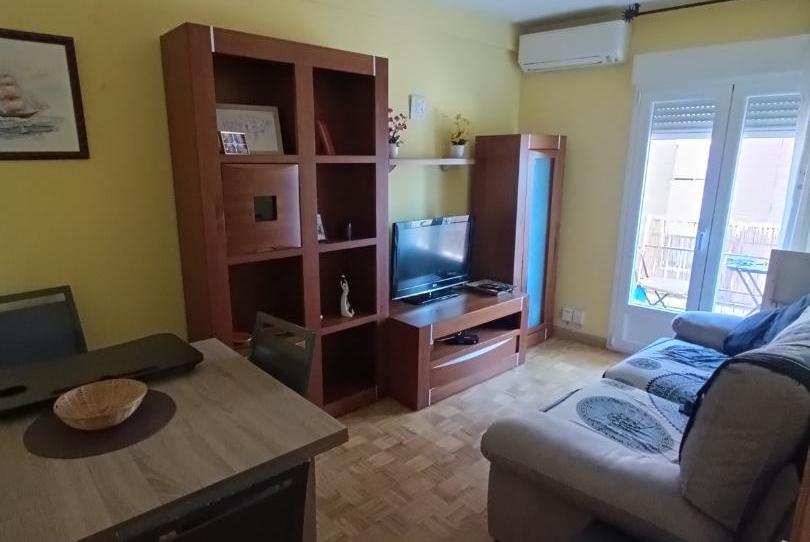 Flat to share in Calle del Pinzón, 1b, Vista Alegre, Madrid - image 1 Photo 1 of Flat to share in Calle del Pinzón, 1b, Vista Alegre, Madrid